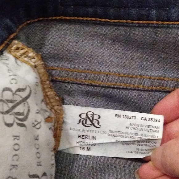 Rock & Republic medium wash skinny jeans size 16 - Picture 6 of 9